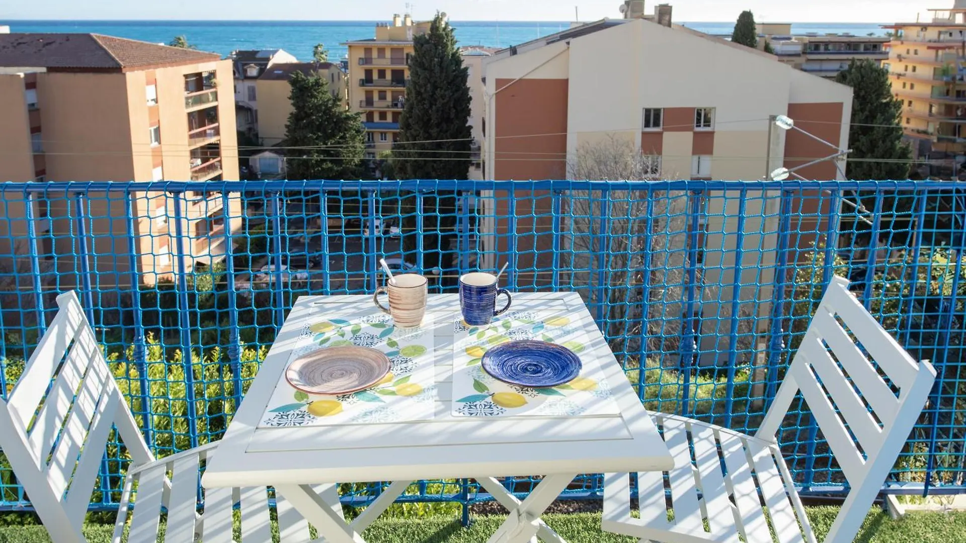 Concordia - Agreable Deux Pieces - Menton Garavan - Vue Mer 0*,  France