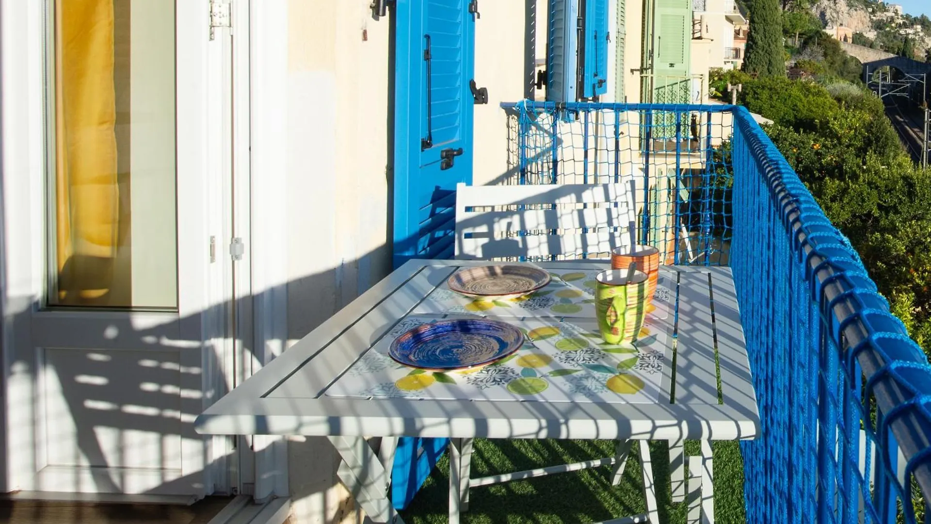 Apartment Concordia - Agreable Deux Pieces - Menton Garavan - Vue Mer
